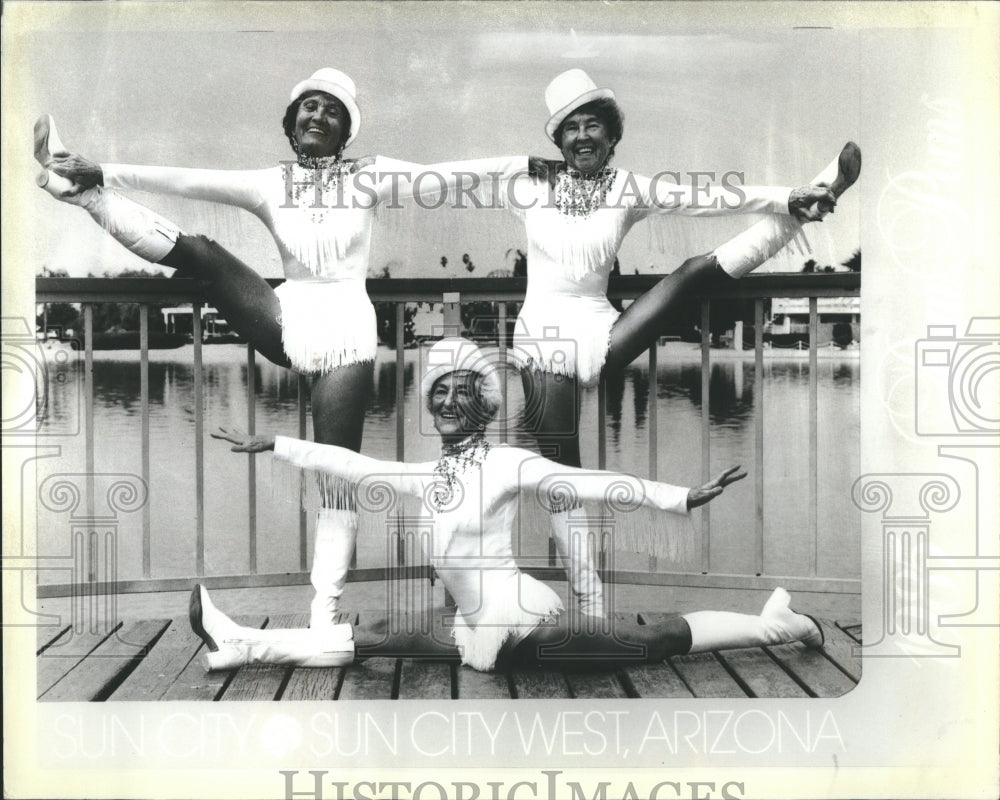 1984 Aged Sports Pom Poms. - Historic Images