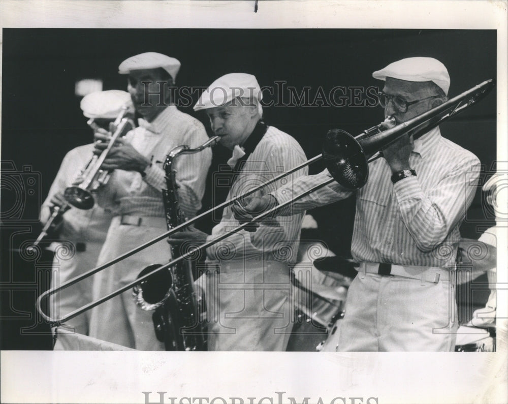 1989 North Shore Senior Center Stompers - Historic Images