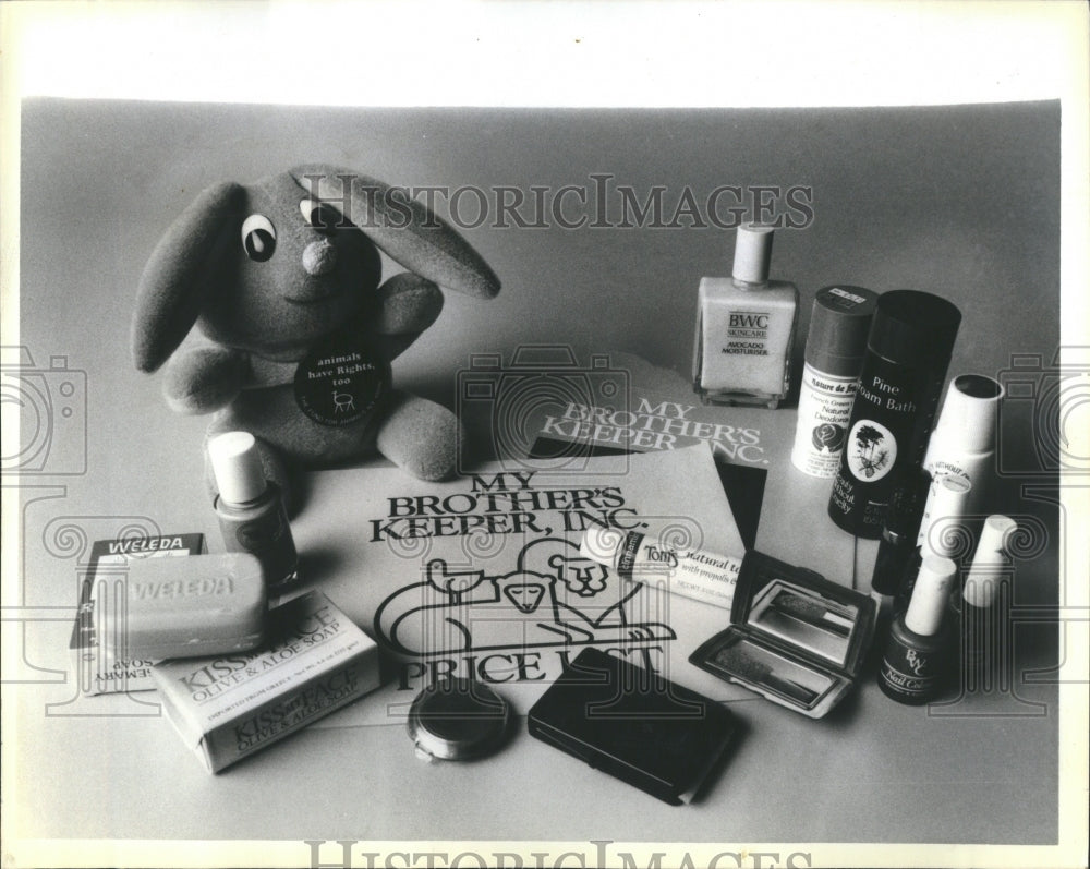 1985 Animal Testing Humane Society - Historic Images