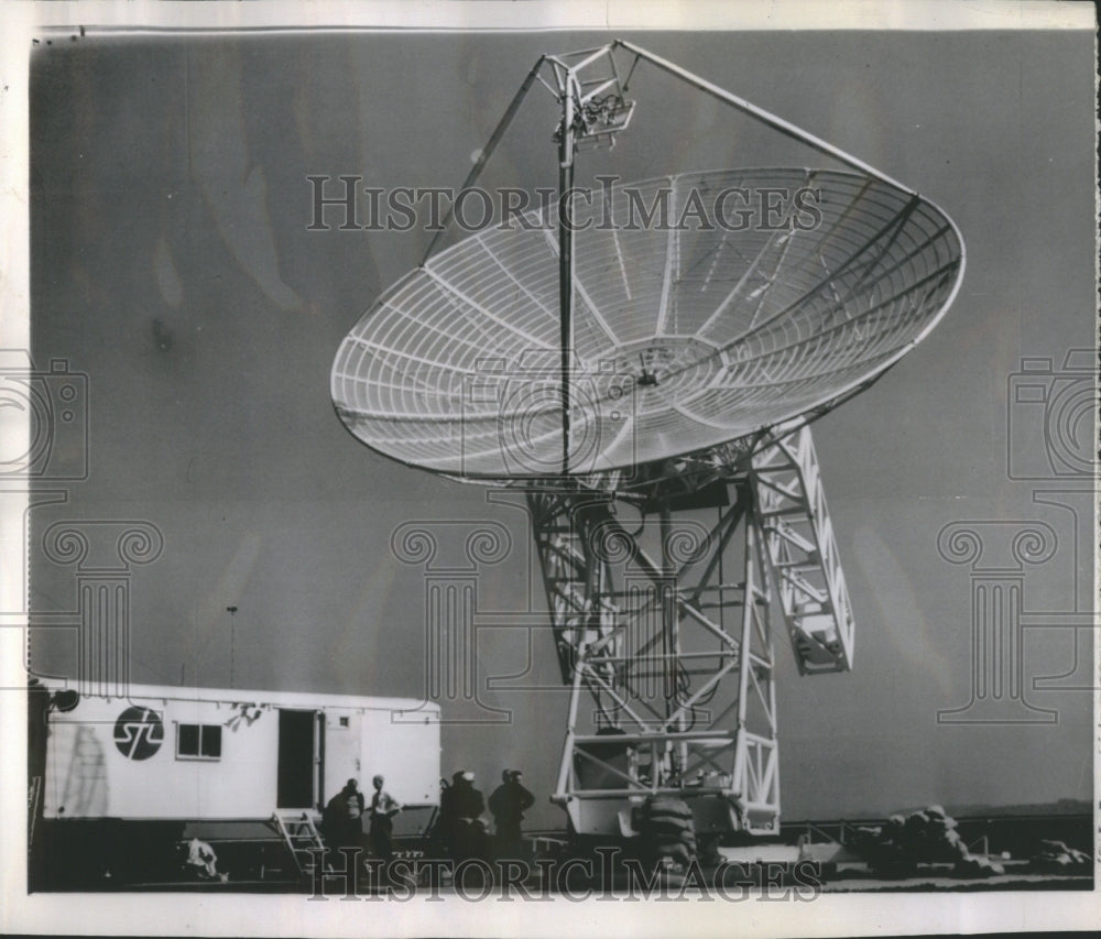 1960 New Satellites Portable Tracking - Historic Images