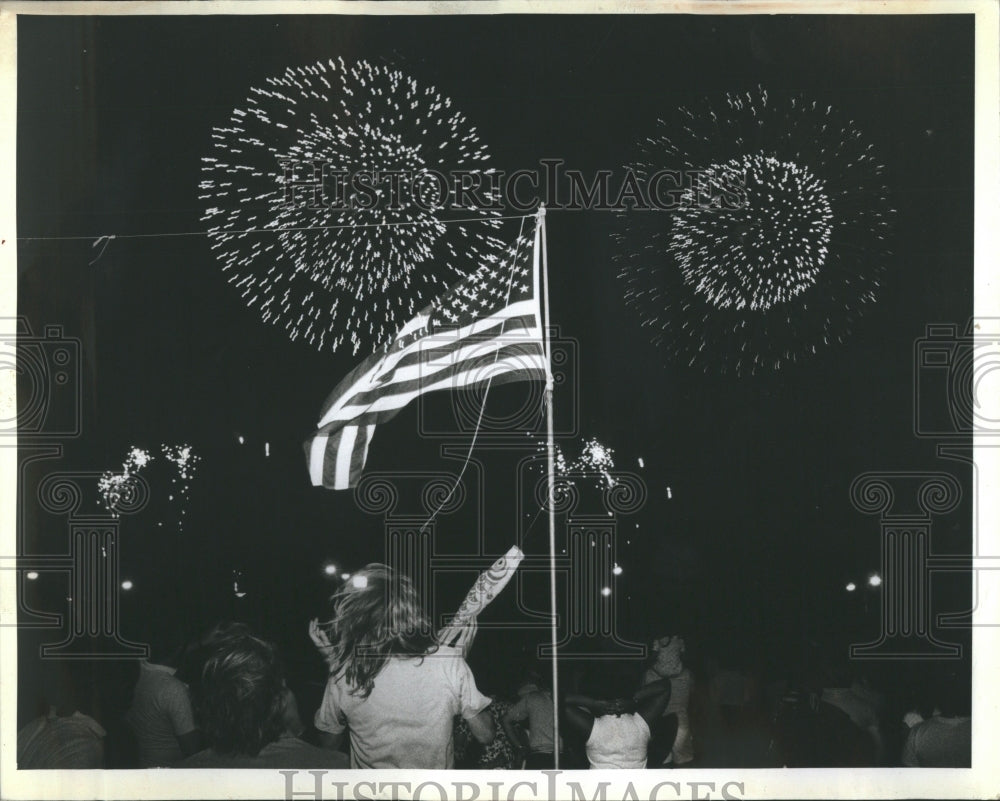 1983 Grant Park Fireworks Display 4th July - Historic Images