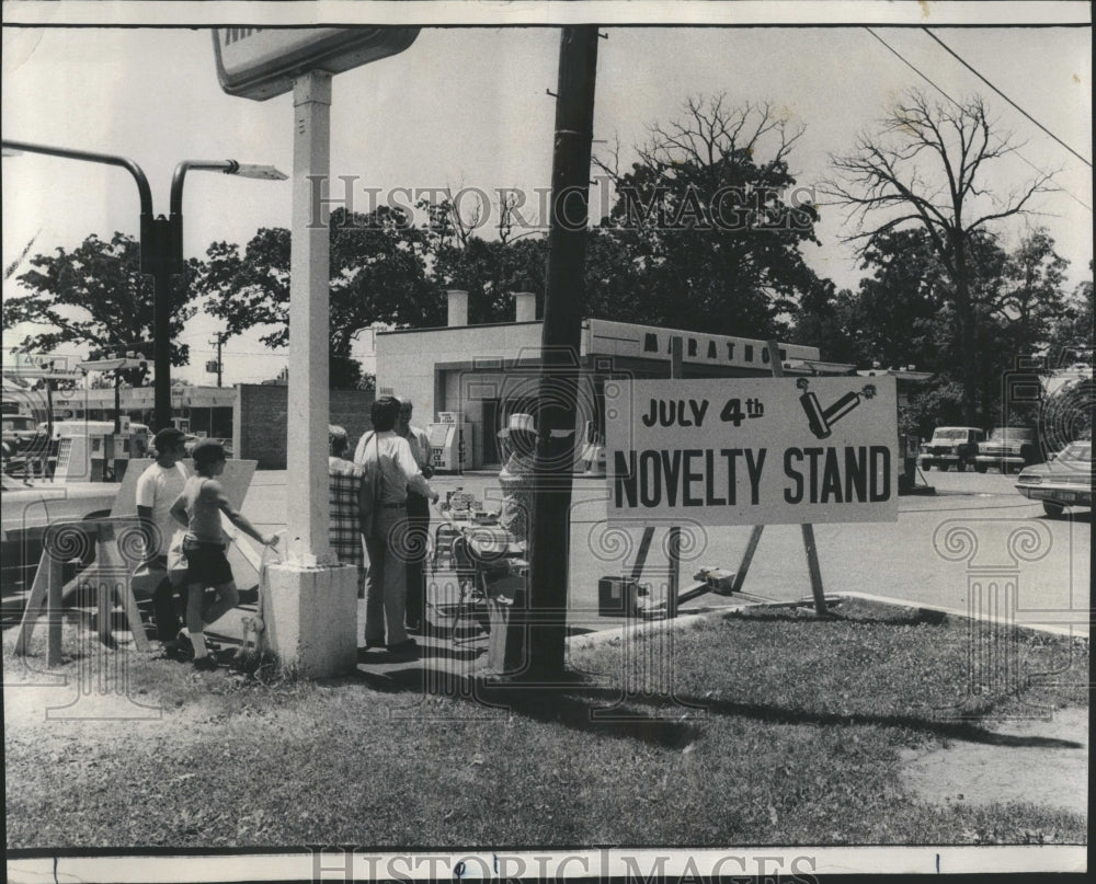 1974 Legal Fireworks Family Fireworks Stand - Historic Images