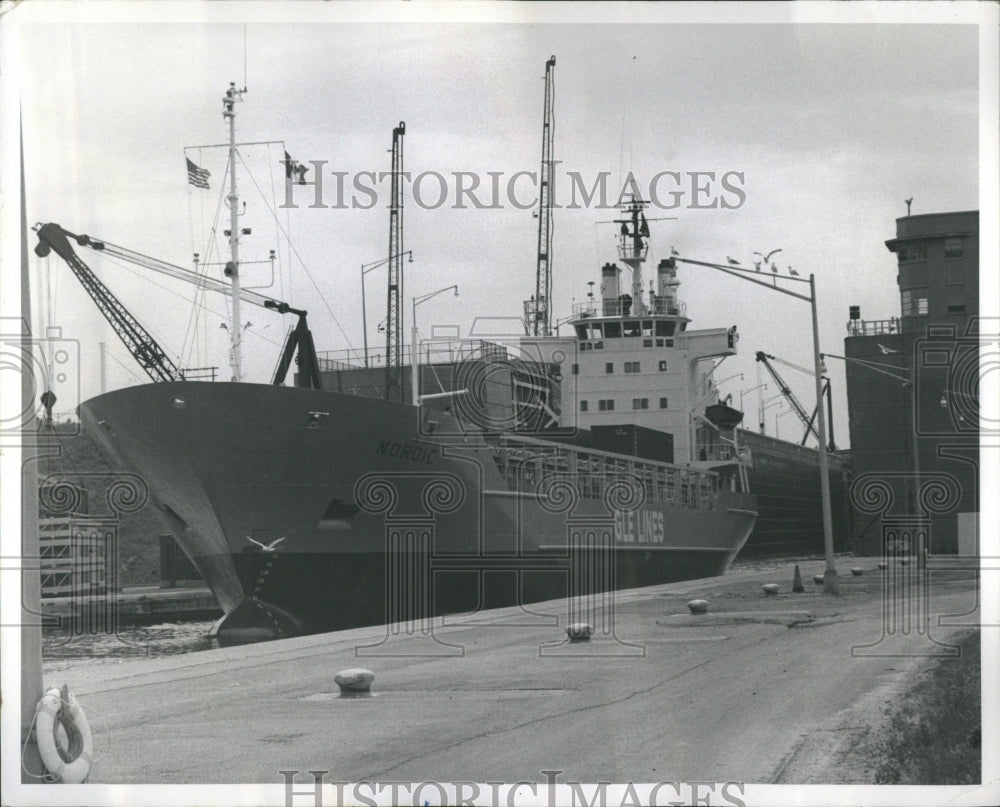 1977 Great Lakes European Lines Shipping - Historic Images