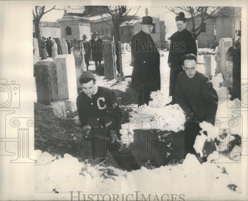 1949 St Joseph Seminary students dig graves - Historic Images