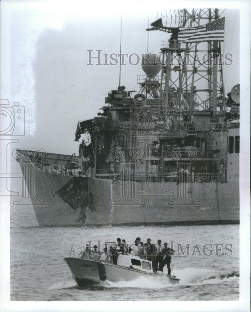 1987 US Destroyer Cunningham Bahrain Coast - Historic Images