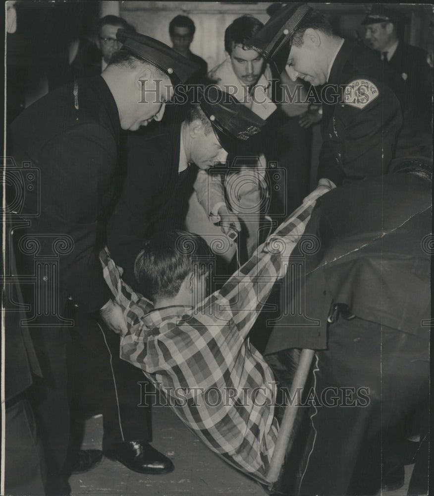 1966 Press Photo Roosevelt University - RRR44827 - Historic Images