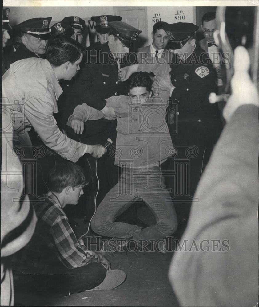 1966 Demonstrator at Roosevelt University - Historic Images