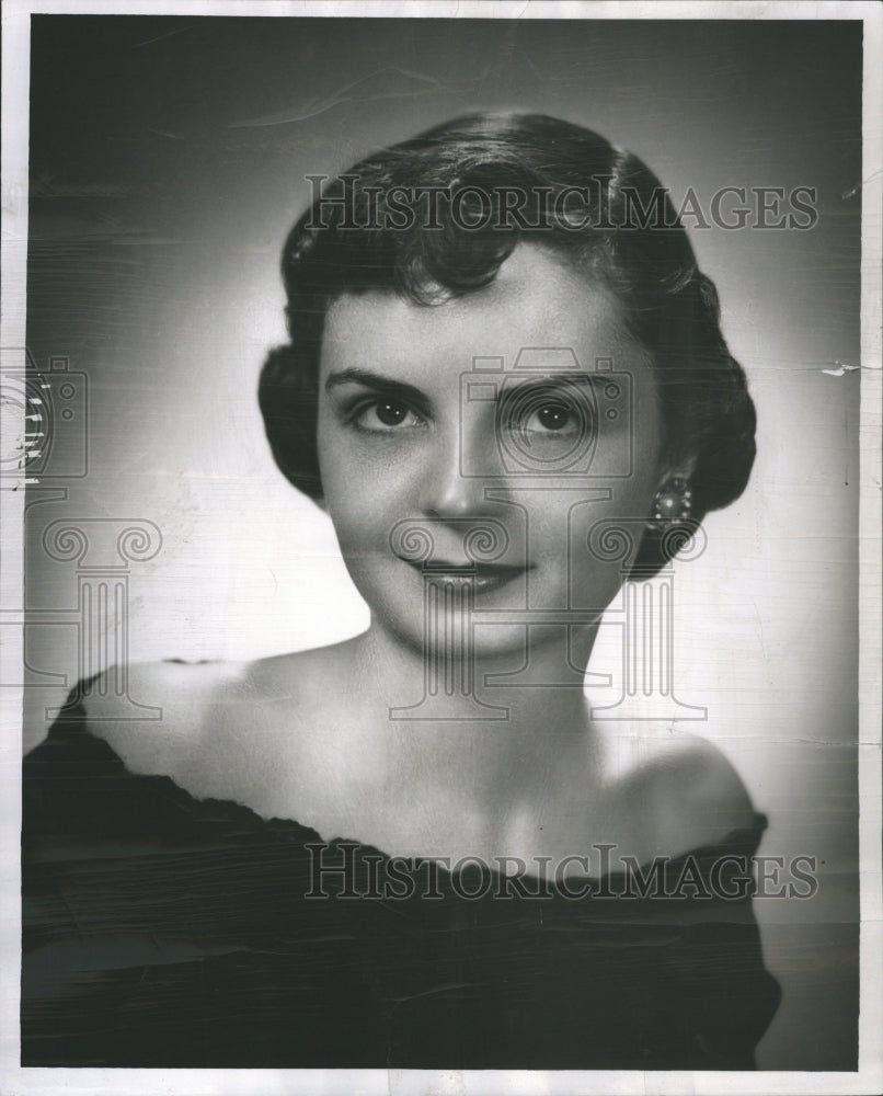 1953 Marjorie Wray Smith Bridal Portrait - Historic Images