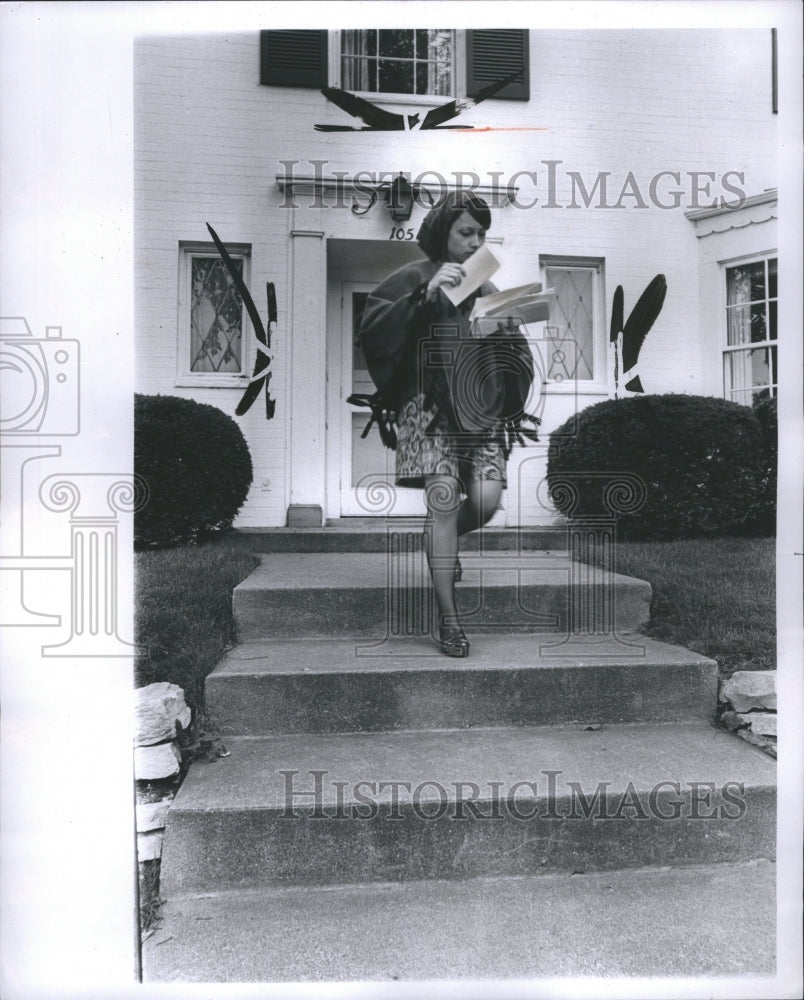 1967 Postal Service Christine Whiteside - Historic Images