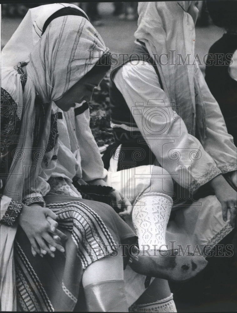 1974 Abrasive People Shoe Dancer - Historic Images