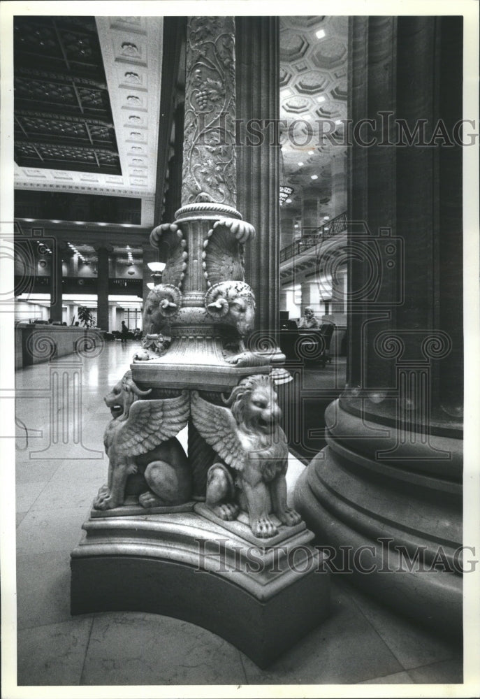 1981 Continental Bank Building - Historic Images