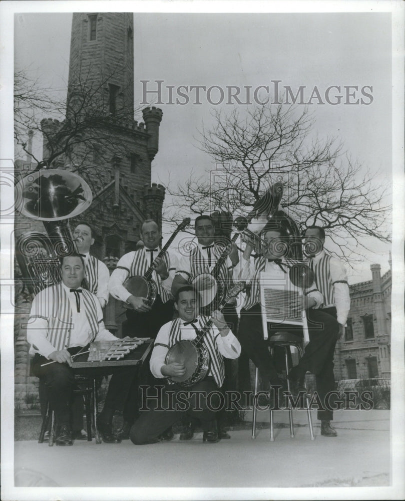1965 Press bustinSpring  Red Garter banjo band E.Pears - Historic Images