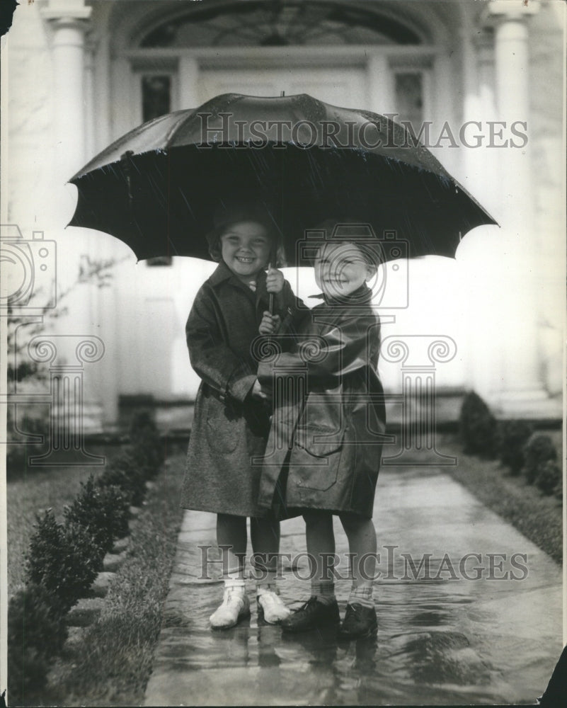 1938 Two Childs umbarella Rainy Season Tree - Historic Images