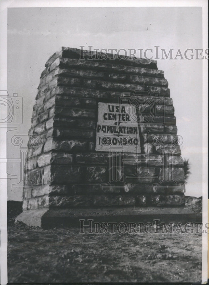 1937 USA Center Monument Linton - Historic Images