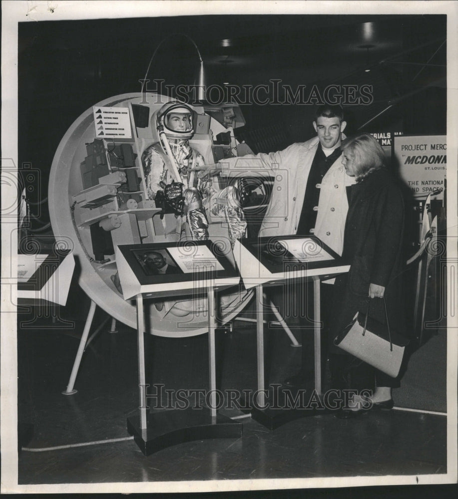 1961 Museum of Science and Industry - Historic Images