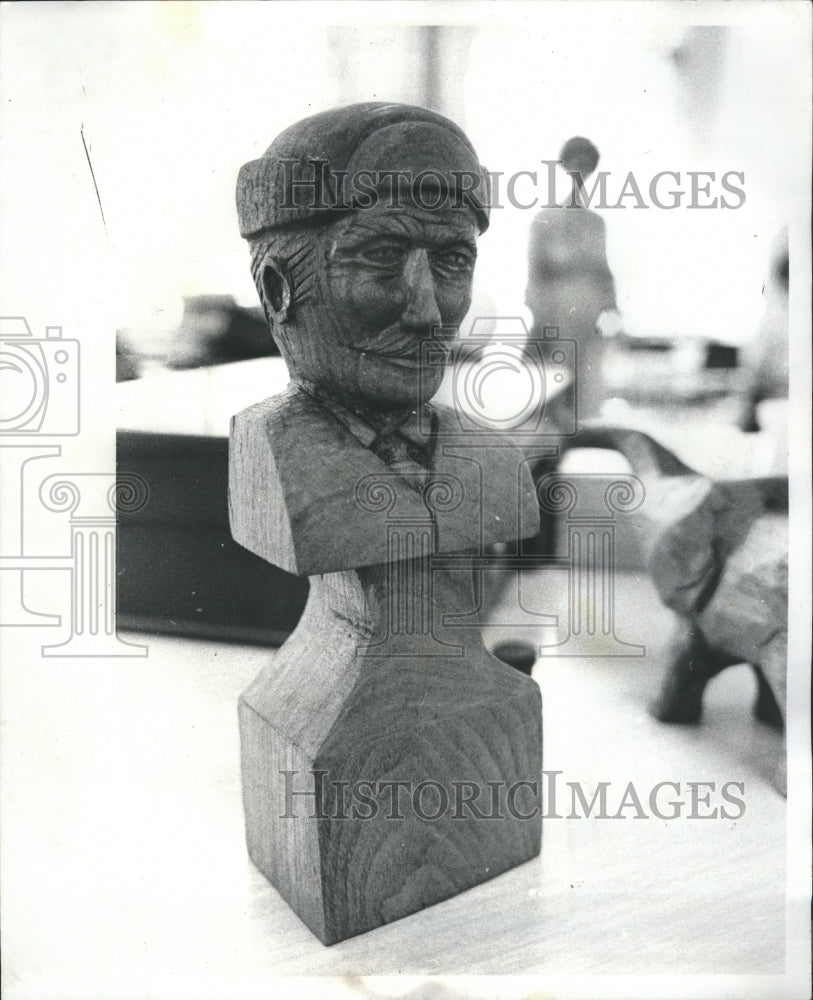 1979 Livonia Woodcarvers Club Civic Center - Historic Images