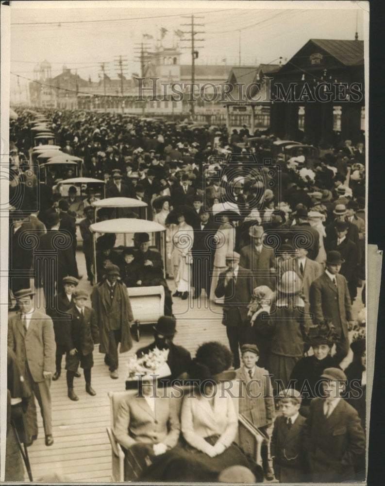  Easter Parade on the Boardwalk - Historic Images