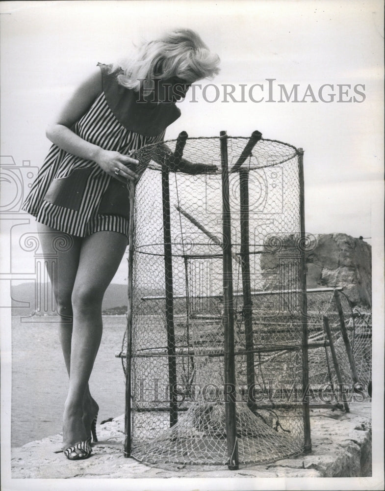 1957 Joan Cunningham Fishing Net British - Historic Images