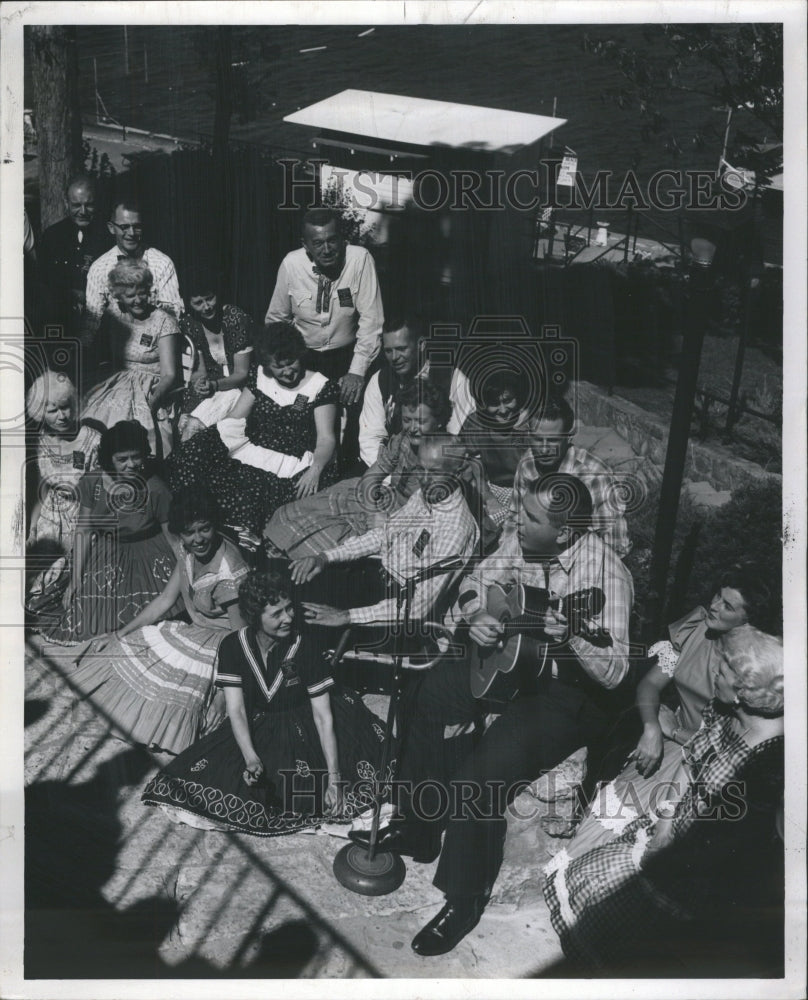 1971 Folk singers in the Ozarks. - Historic Images