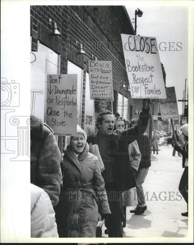 1983 Adult Boookstore - Historic Images