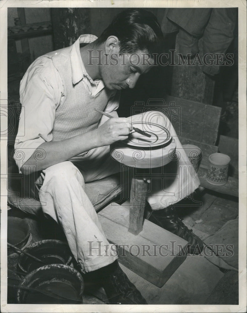 1955 Pottery - Historic Images