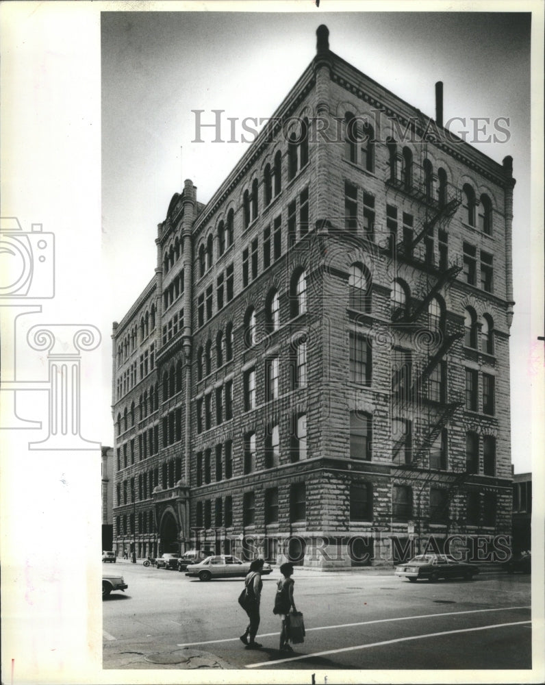 1984 Criminal Courts Building Chicago Cars - Historic Images