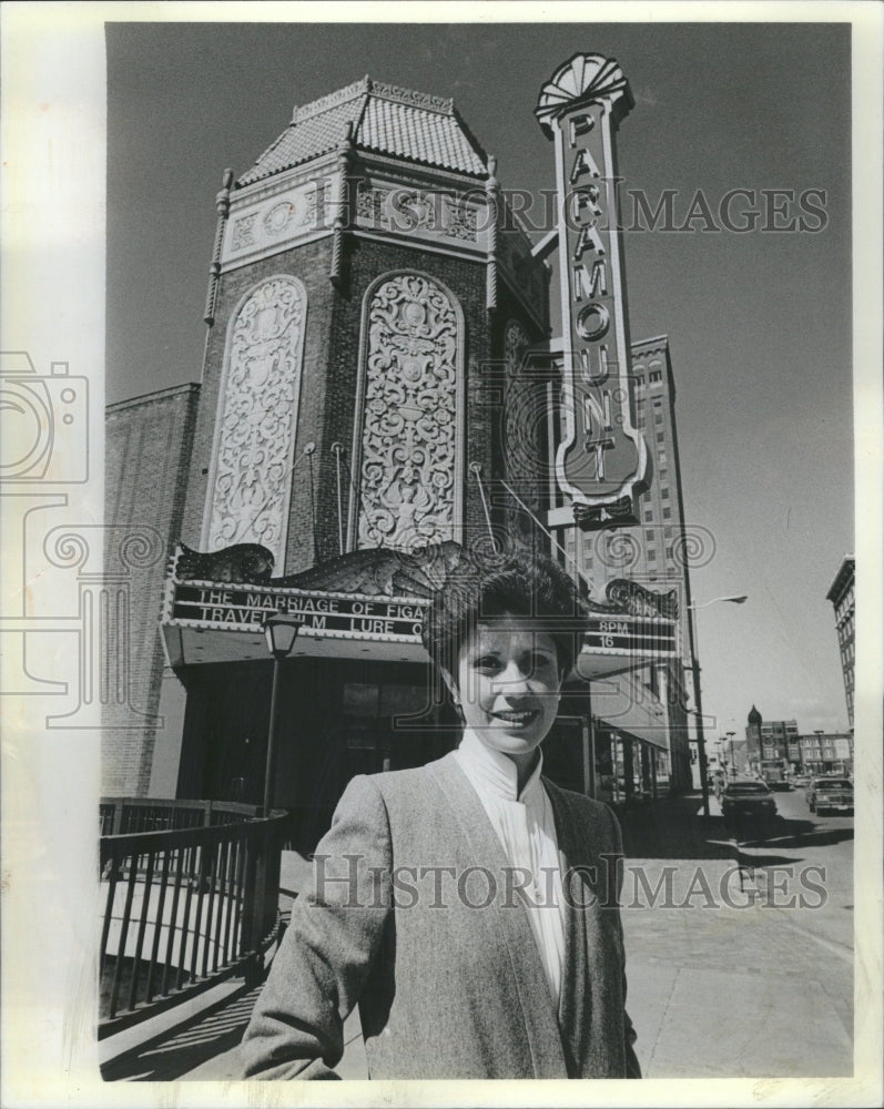 1985 Vicki Dietmeyer Paramount Arts Centre - Historic Images