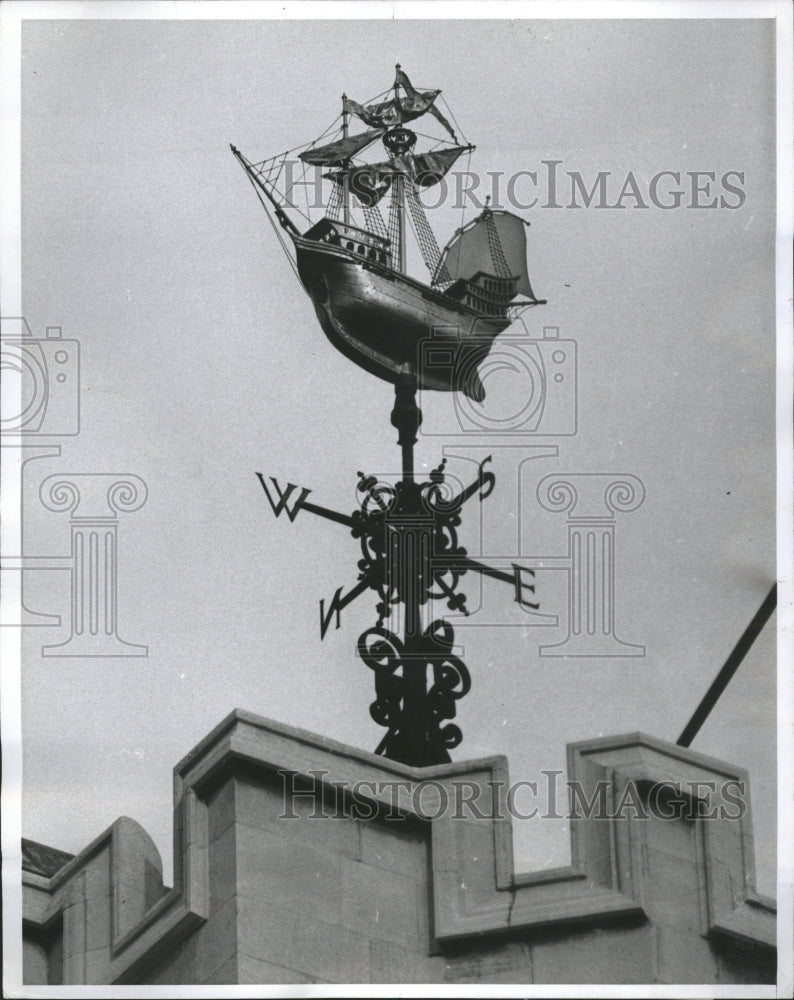 1986 Evidently Safe SailGalleon Battlement - Historic Images