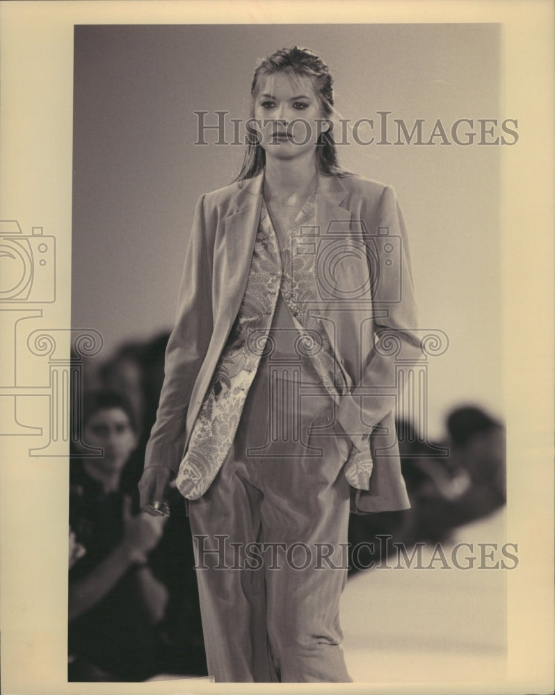 1993 Anne Klein Richard Tyler Jackets - Historic Images