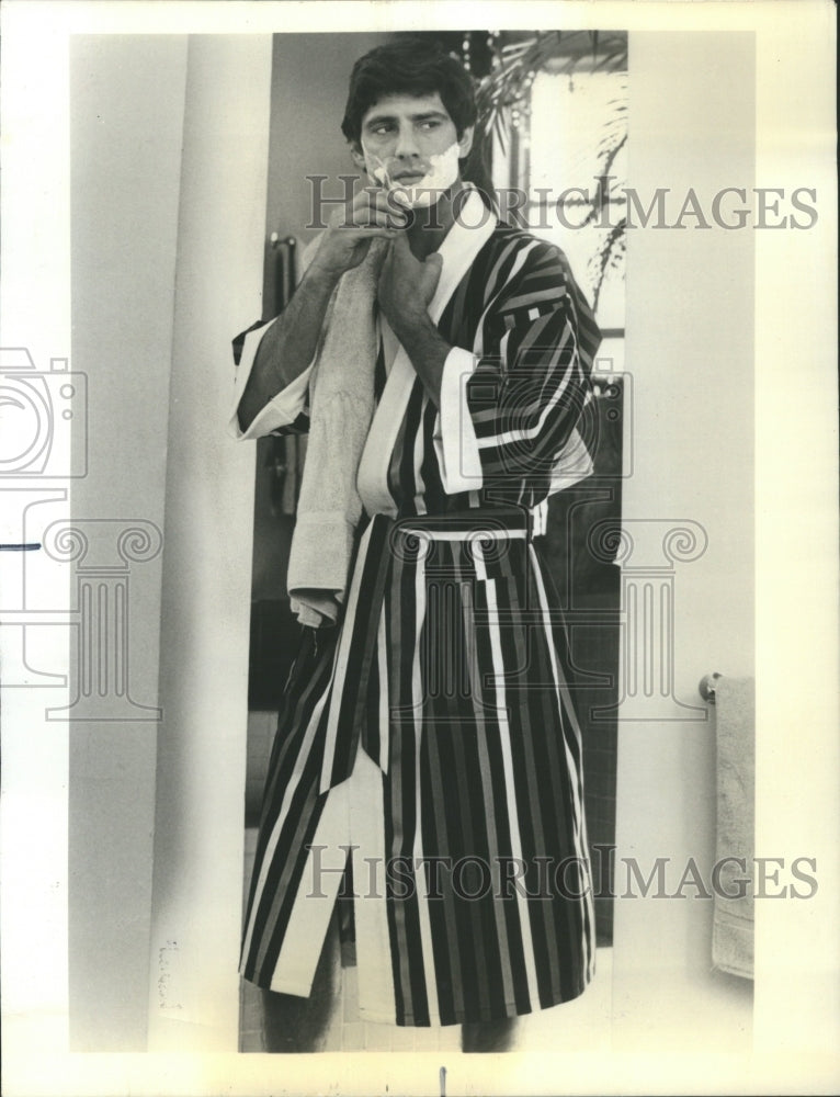 1984 Costume Fabrics Place Society Fashion - Historic Images