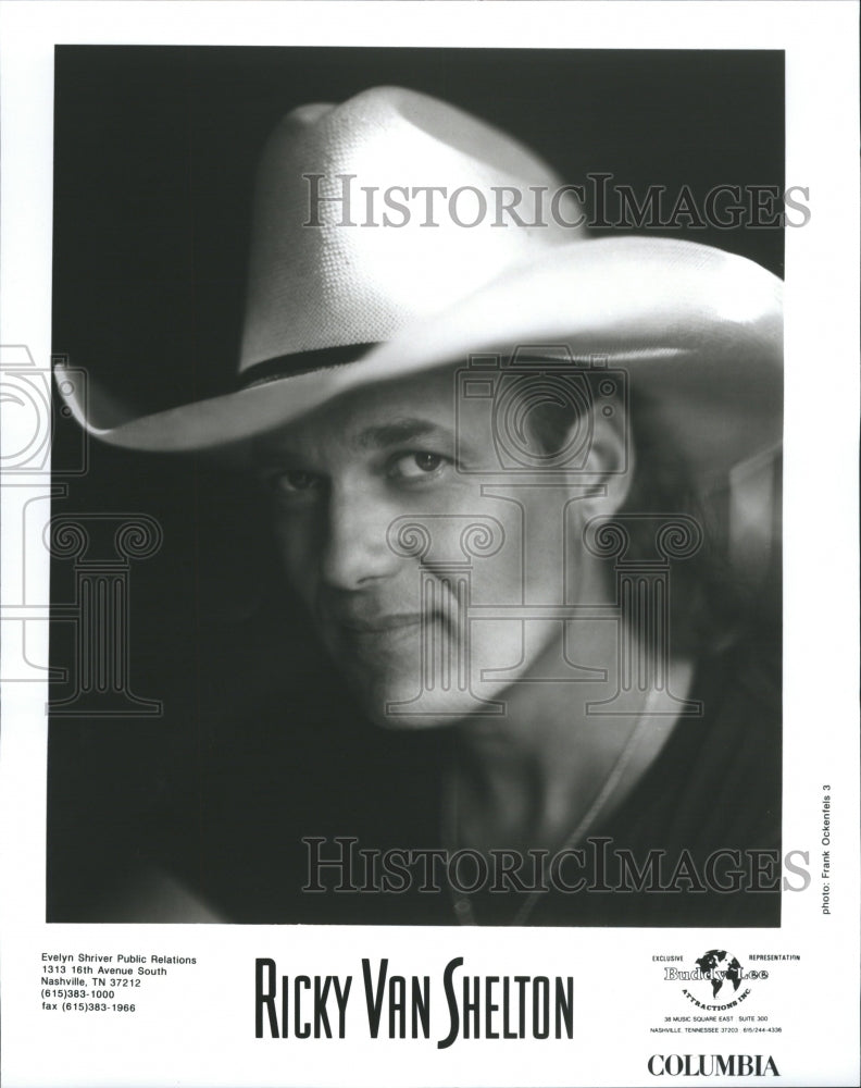 1995 Ricky Van Shelton - Historic Images