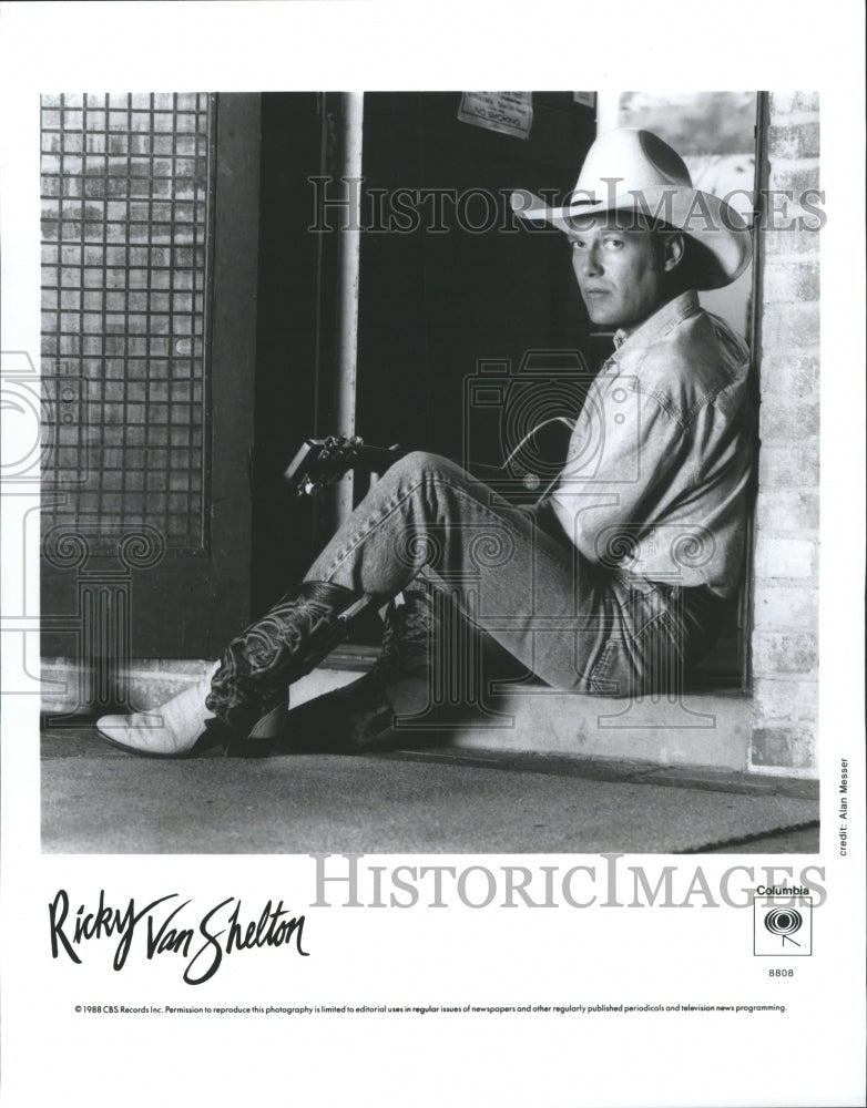 1990 Ricky Van Shelton Singer - Historic Images