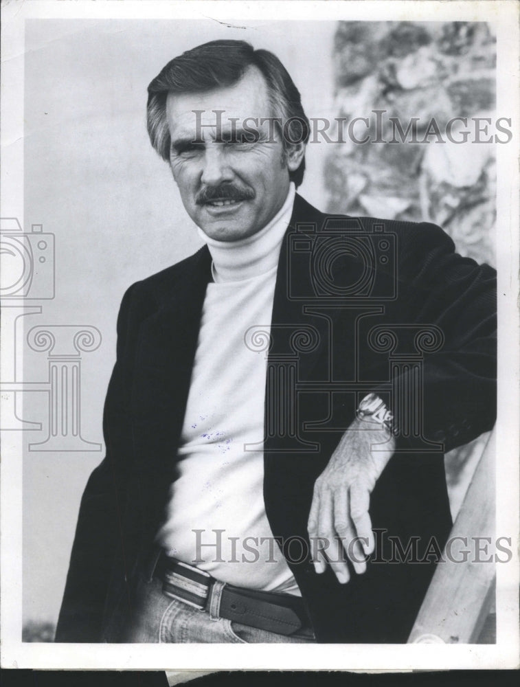 1979 Dennis Weaver Actor - Historic Images