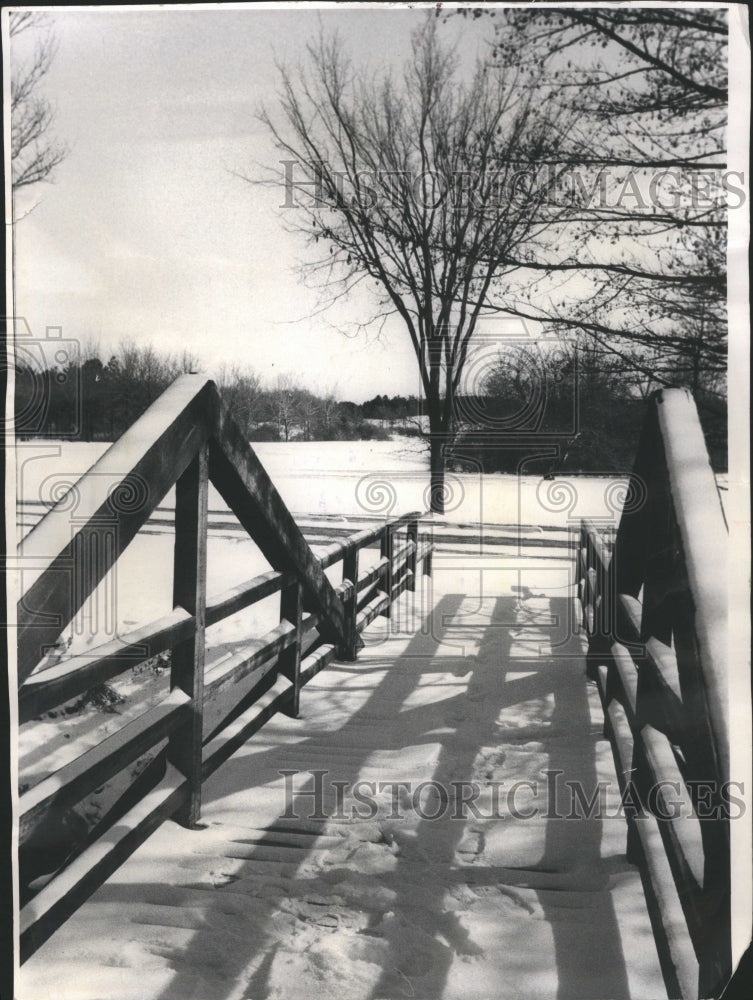 1973 Snow Scenes Horton Abroetum Lisle III - Historic Images