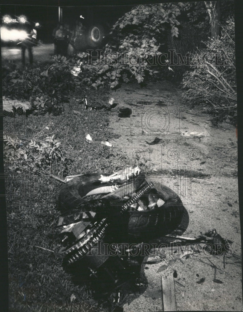 1986 One Auto Three Cycles Deadly Crash - Historic Images