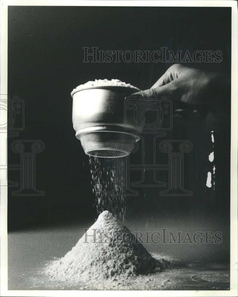 1982 Flour Maize Pat Moore Mashal Fields - Historic Images