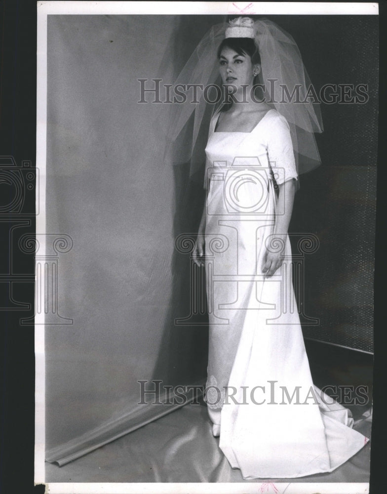 1985 Peau De Sole Carol Bridal Morris Sachs - Historic Images