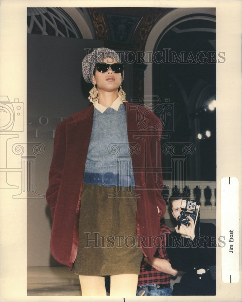 1989 Charlotte Neuville Fashion Women - Historic Images