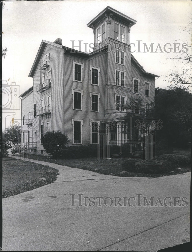 1973 North Western University Degree School - Historic Images