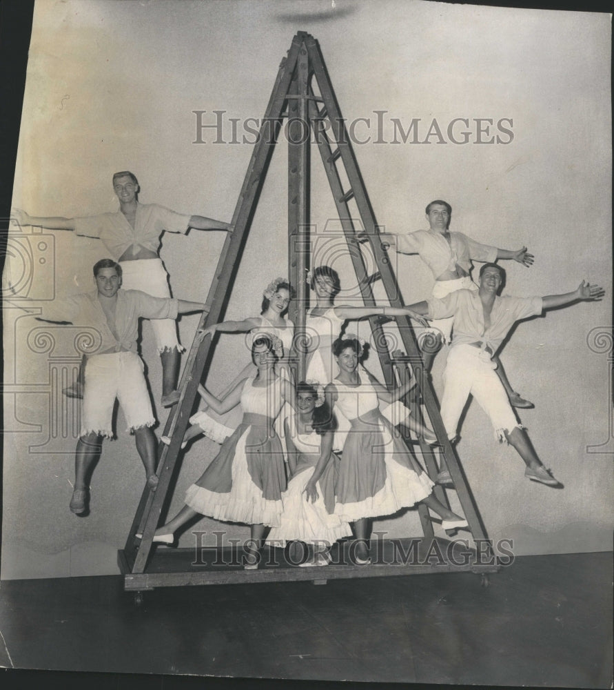 1960 Waa-Mu Show - Historic Images