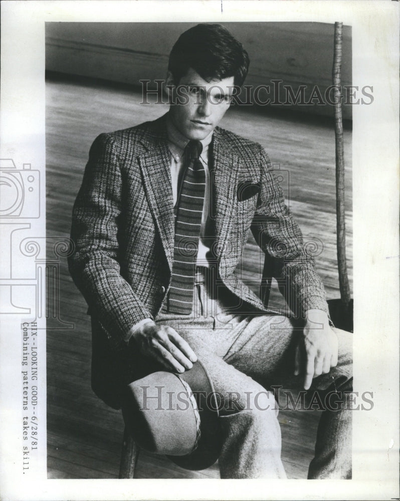 1981 Houndstooth Patteren Button DownShirt - Historic Images