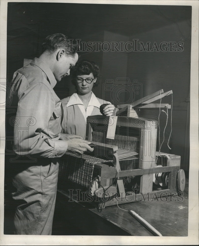 1948 Loom - Historic Images