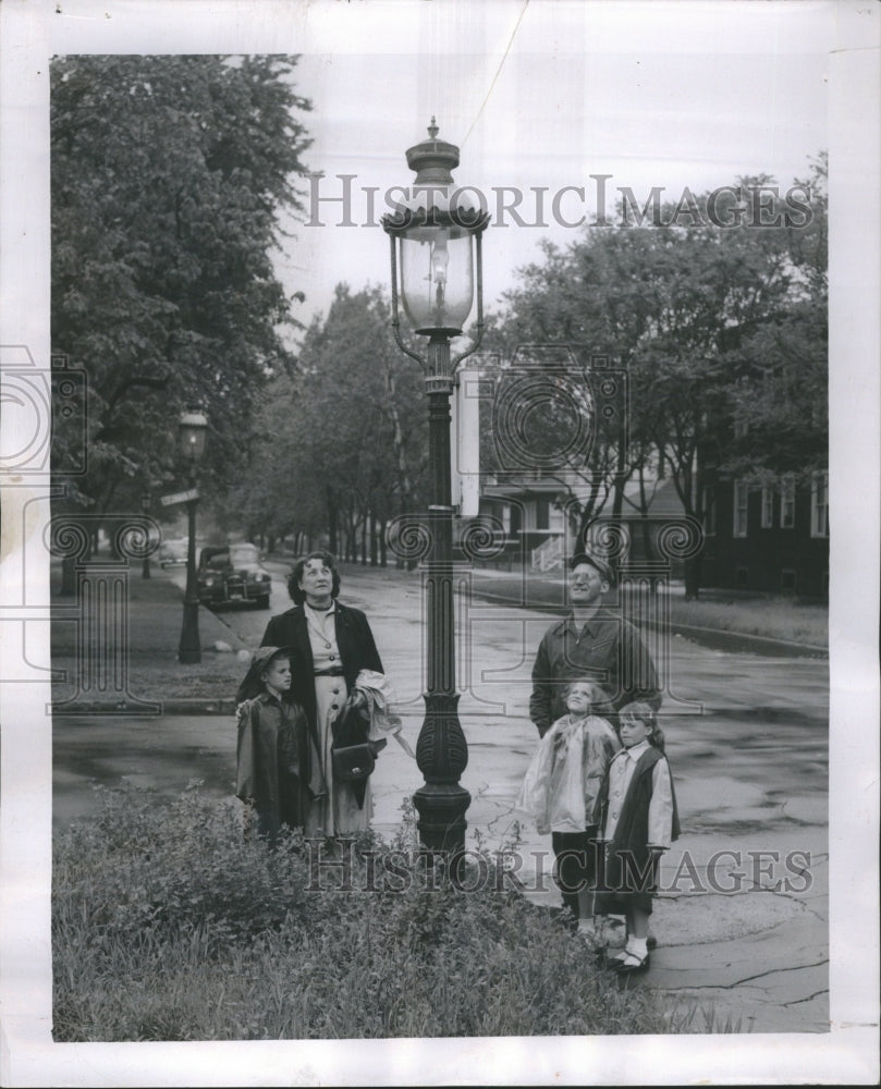 1954 Street Lights - Historic Images
