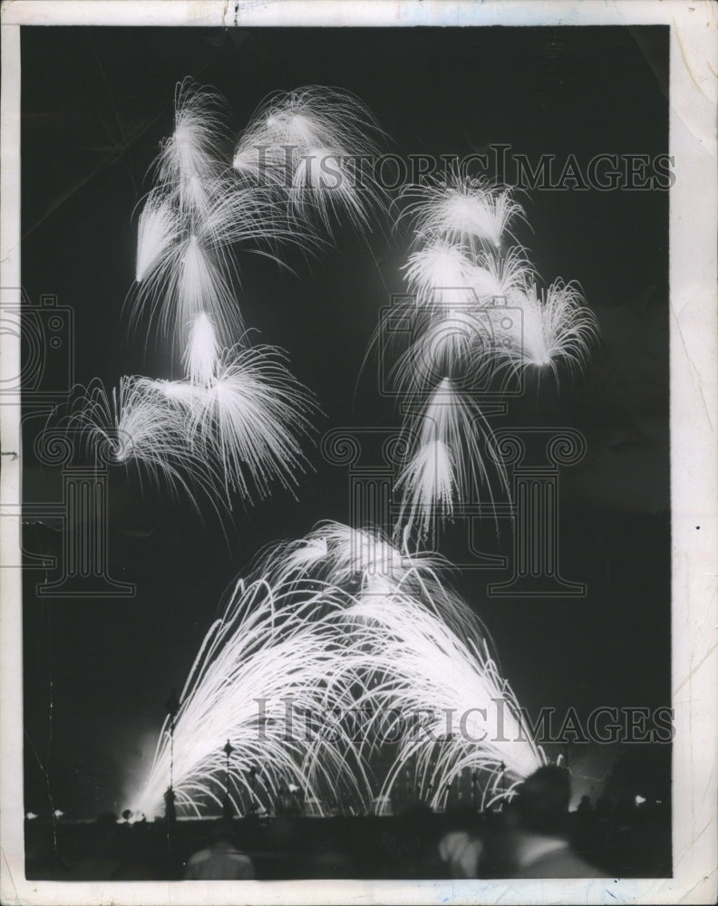 1954 Press Photo Celebrate Liberation - Historic Images
