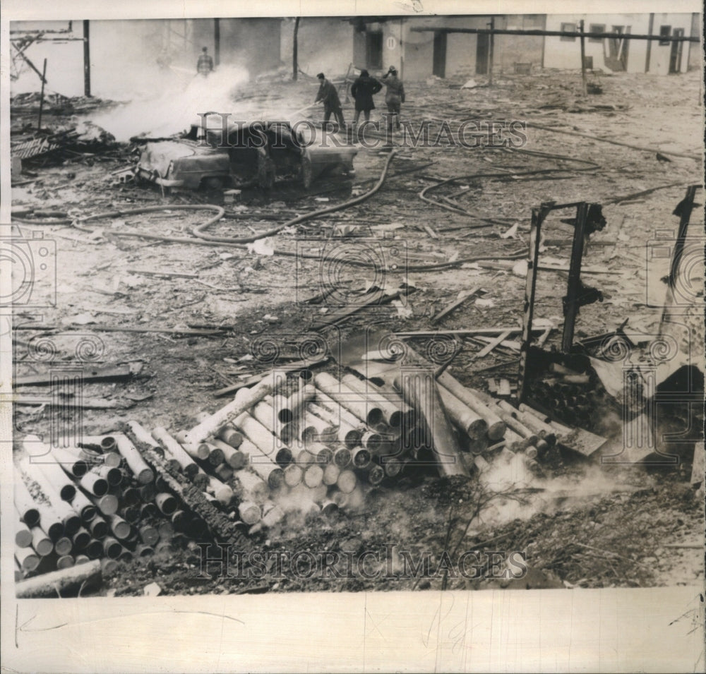 1958 Rockland Fireworks Co Explosion Car - Historic Images