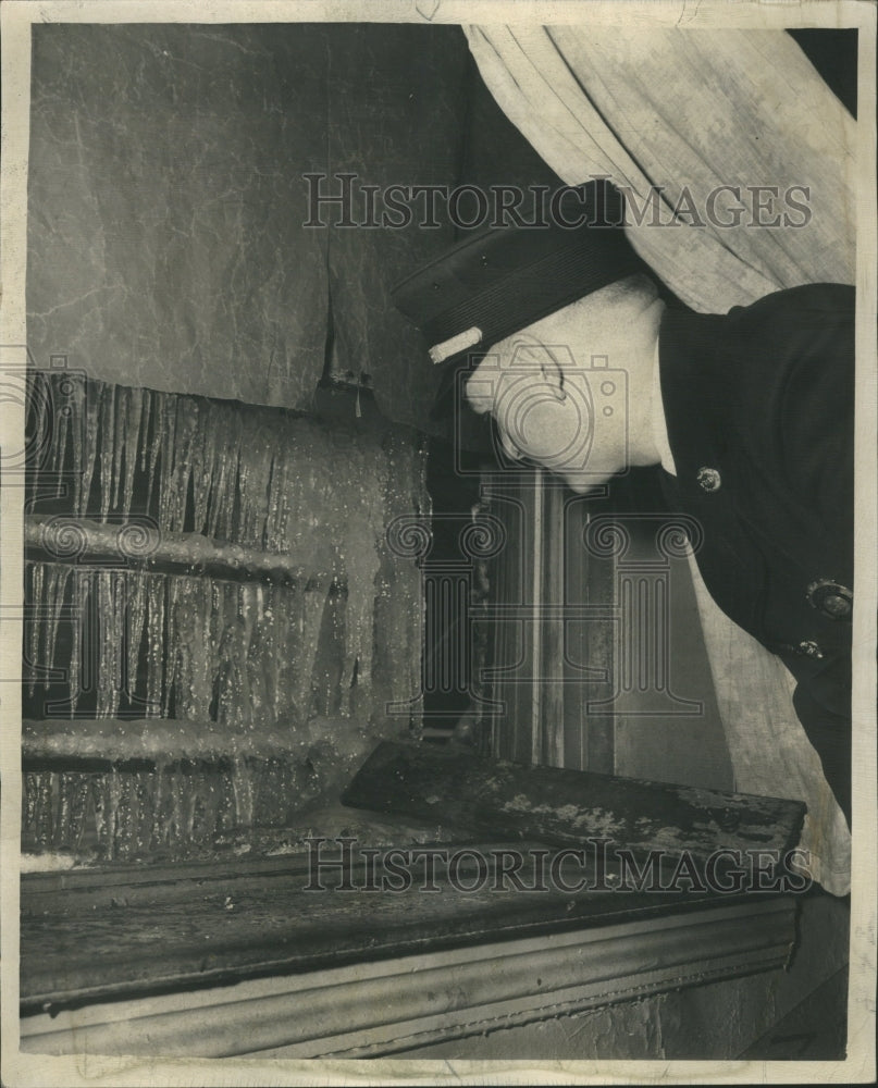 1945 Fire Trap Hotel Center Inspection - Historic Images