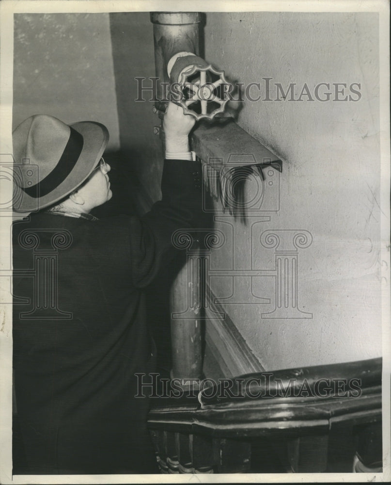 1945 Lorraine Hotel Fire Trap Inspection - Historic Images