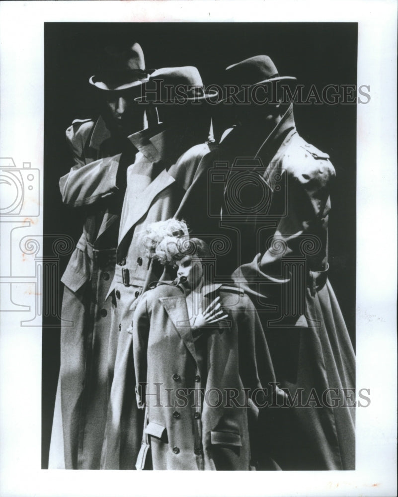 1992 Compagnie Philippe Genty Derives Coats - Historic Images