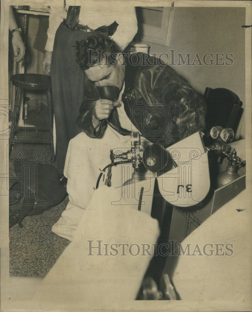 1948 Fireman Getting Oxygen Presby Hospital - Historic Images
