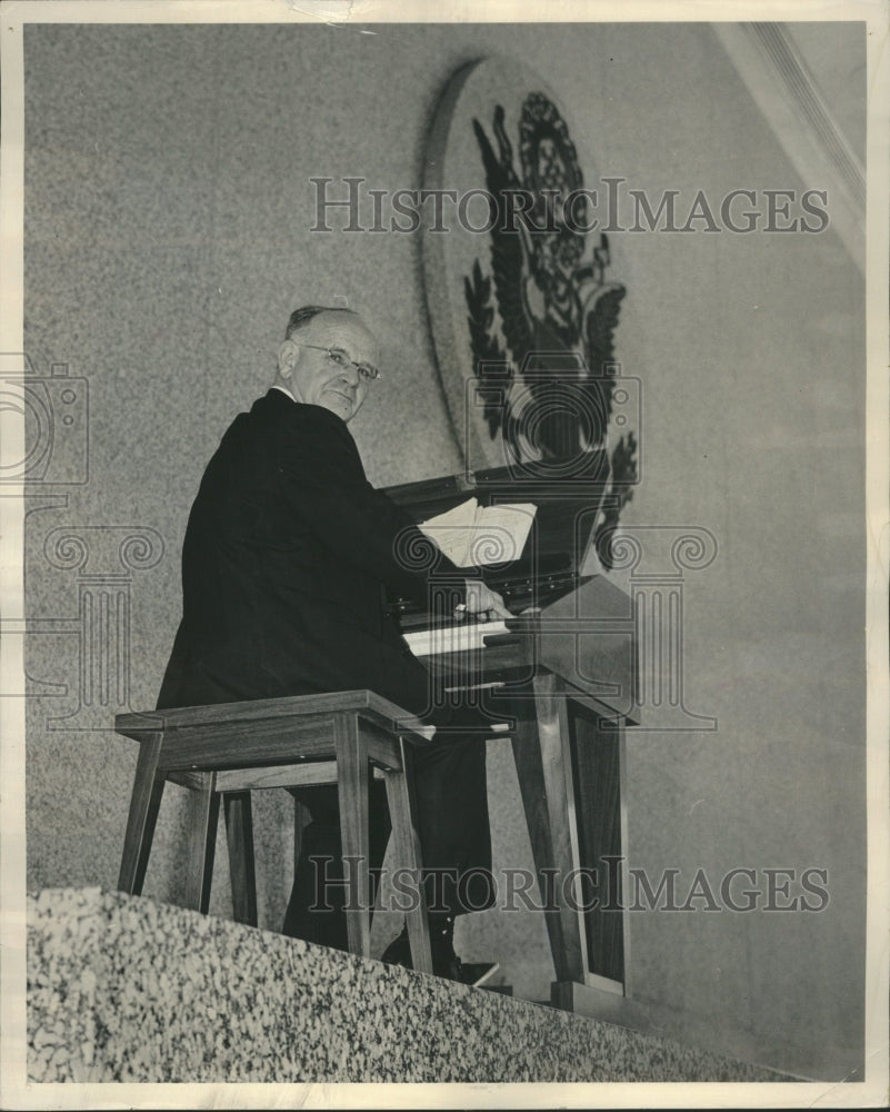 1965 Alvin Frenz Brightbill Carillon - Historic Images